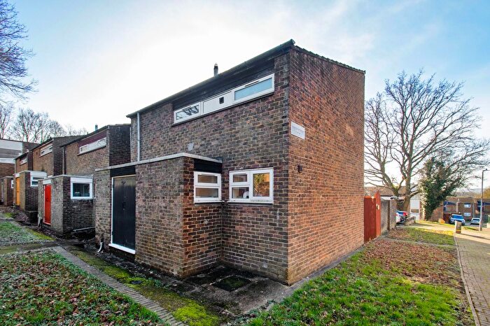 3 Bedroom End Terrace House For Sale In Stoneyfield, Edenbridge, TN8