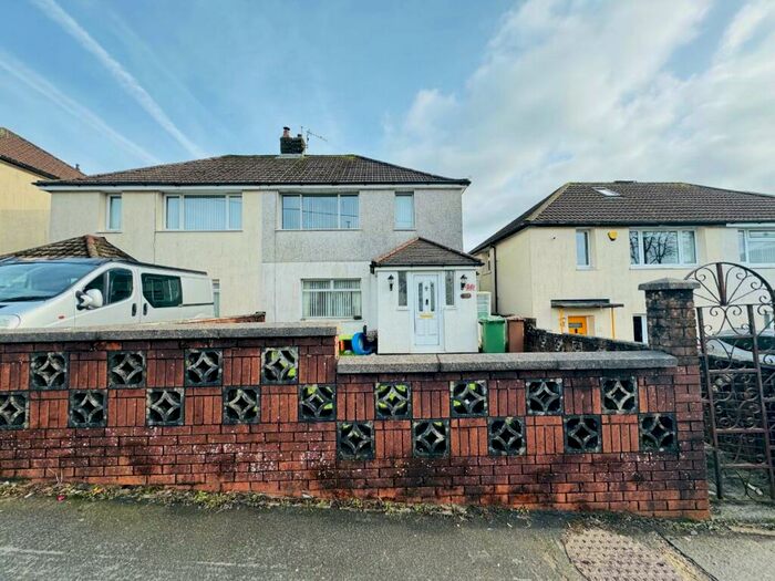 2 Bedroom Semi-Detached House For Sale In Pontlottyn Road, Fochriw, Bargoed, CF81