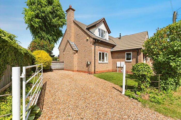 4 Bedroom Detached House For Sale In Moorend Road, Yardley Gobion, Towcester, NN12