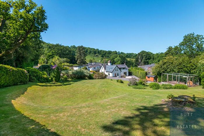 4 Bedroom Detached House For Sale In Manor Cottage, Haldon Hill, Exeter, EX6