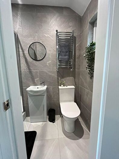 1 Bedroom Studio To Rent In Room, Burton Road, DE23