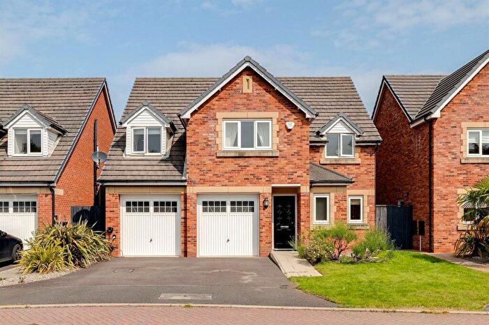 5 Bedroom Detached House For Sale In Shakerley Close, Oakmere, CW8