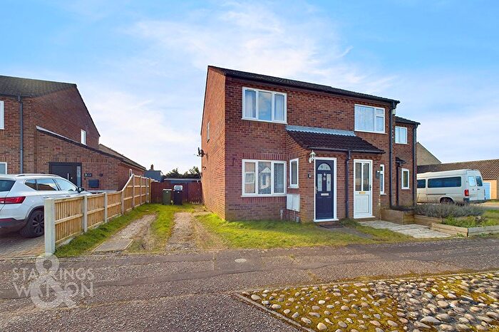 2 Bedroom Semi-Detached House To Rent In White Gates, Costessey, Norwich, NR5