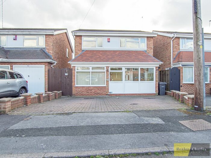 3 Bedroom Detached House To Rent In Greenway, Great Barr, Birmingham, B20