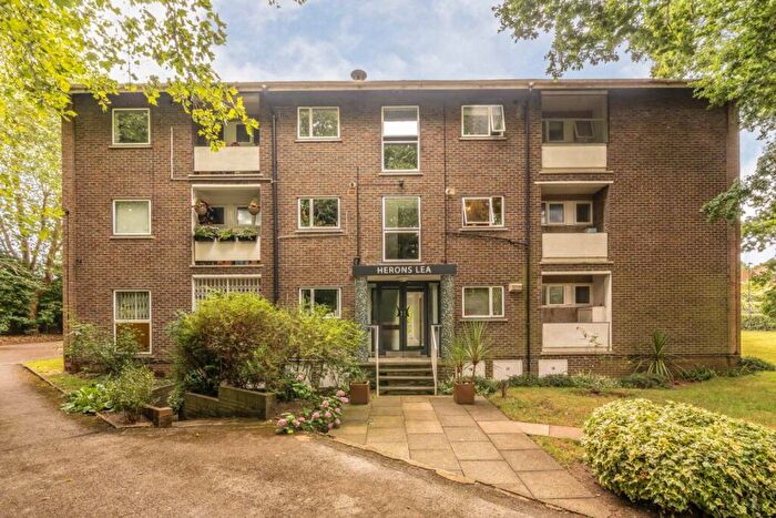 3 Bedroom Flat To Rent In Herons Lea, Sheldon Avenue, N6