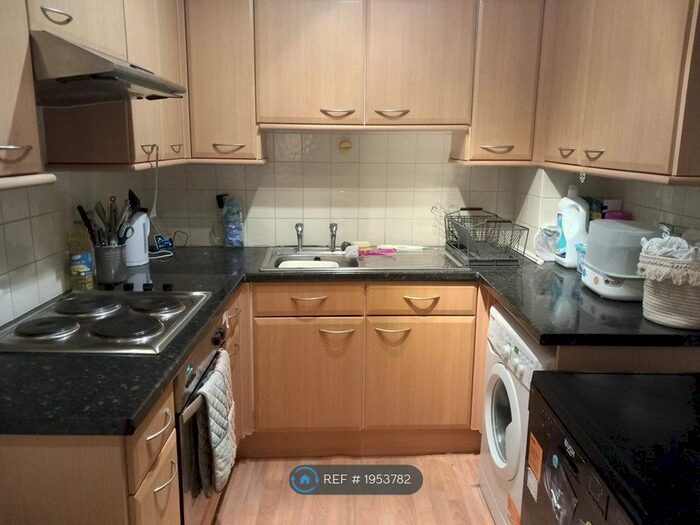 1 Bedroom Flat To Rent In Tavistock Street, Bedford, MK40