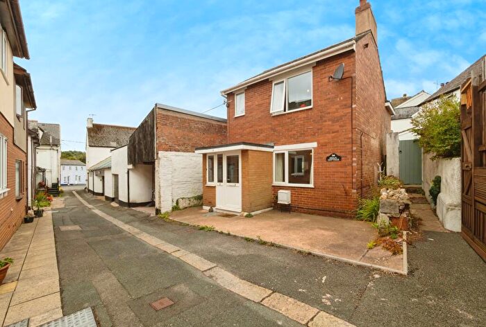 2 Bedroom Detached House For Sale In Queen Lane, Dawlish, Devon, EX7