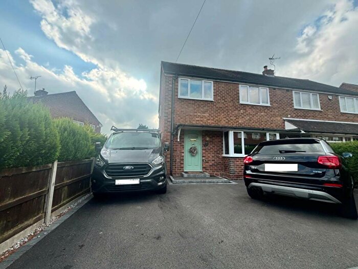 3 Bedroom Semi-Detached House To Rent In Malvern Road, Redditch, Worcestershire, B97