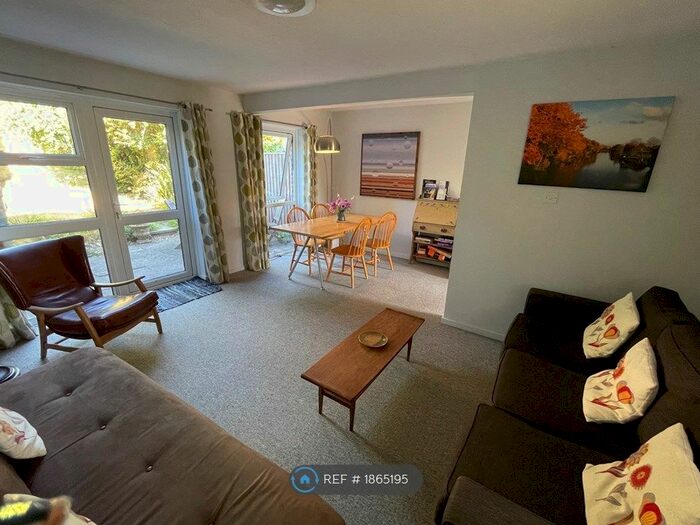 2 Bedroom Terraced House To Rent In Coram Close, Winchester, SO23