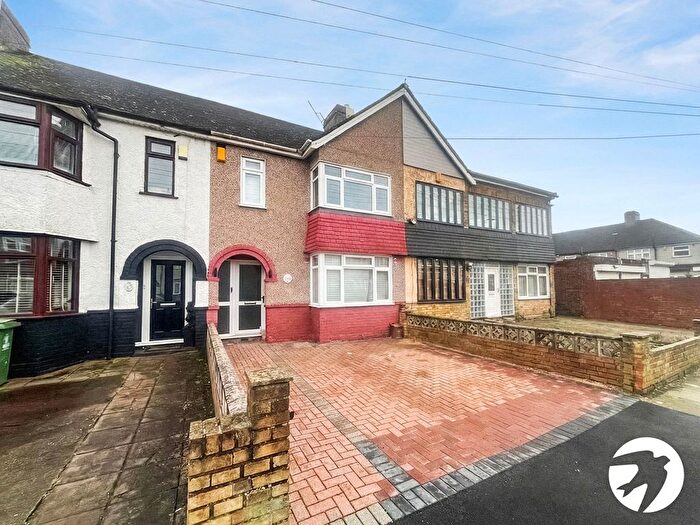 3 Bedroom Terraced House To Rent In Hurst Road, Erith, DA8