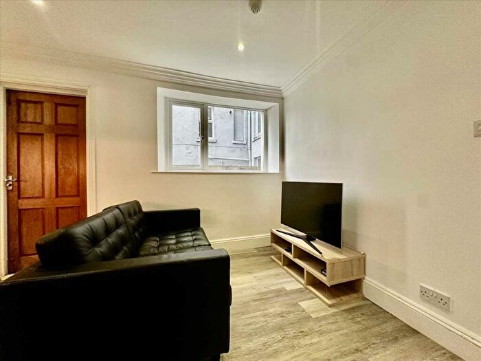 2 Bedroom Apartment To Rent In Sutherland Road, Plymouth, PL4