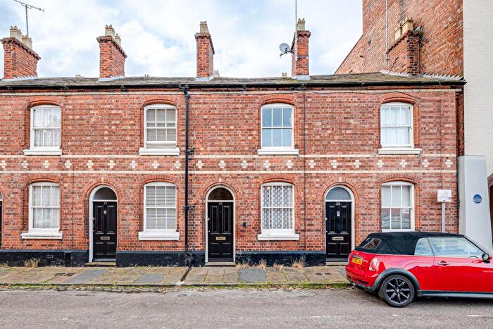 2 Bedroom Terraced House For Sale In Albion Street, Chester, CH1