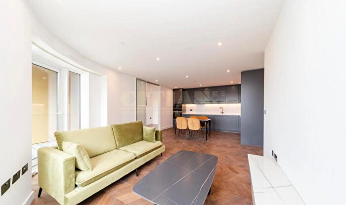 3 Bedroom Apartment To Rent In Manners House, Brook Street, Kingston Upon Thames, Surrey, KT1