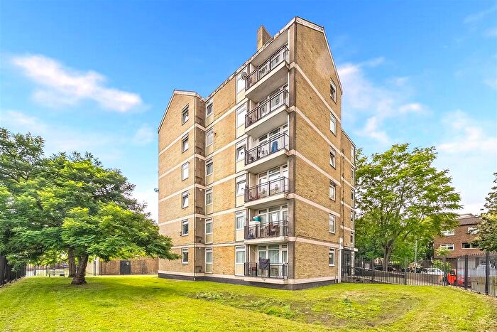 Studio For Sale In Briggs House, Chambord Street, London, E2