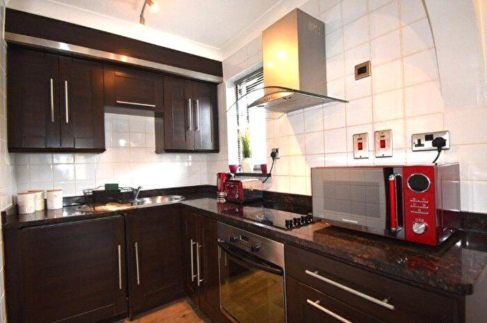 Studio To Rent In Boxwood Close, West Drayton, Hillingdon, UB7
