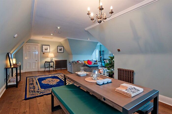 2 Bedroom Apartment To Rent In Dalzell House, Motherwell, ML1