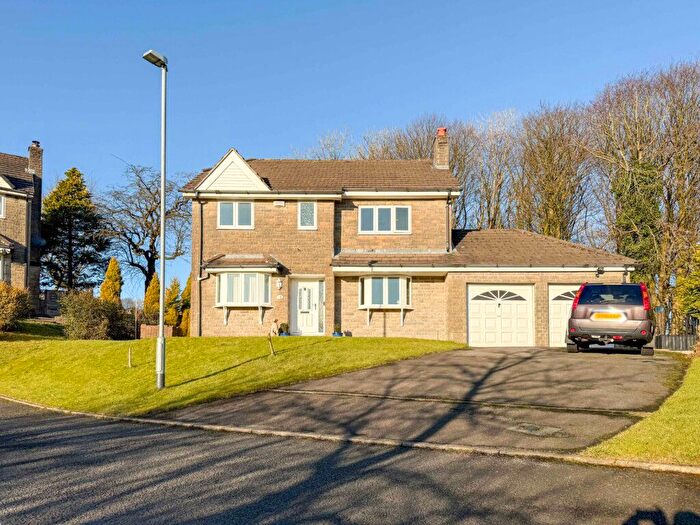 4 Bedroom Detached House For Sale In Change Close, Bacup, Rossendale, OL13