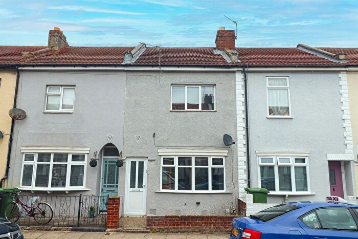 3 Bedroom Terraced House To Rent In Essex Road, Southsea, PO4