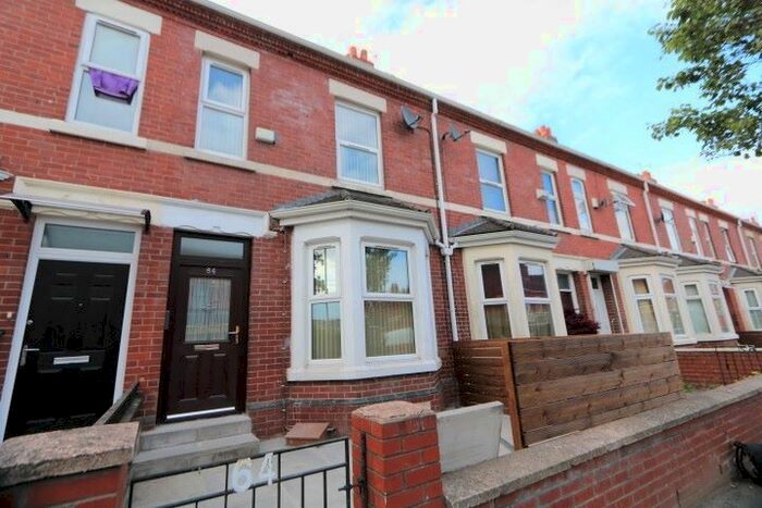 3 Bedroom Flat To Rent In Ayres Road, Old Trafford, M16