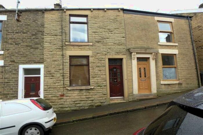 2 Bedroom Terraced House To Rent In Union Street, Glossop, SK13