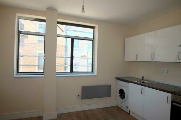 1 Bedroom Apartment To Rent In High Street, Gravesend, DA11