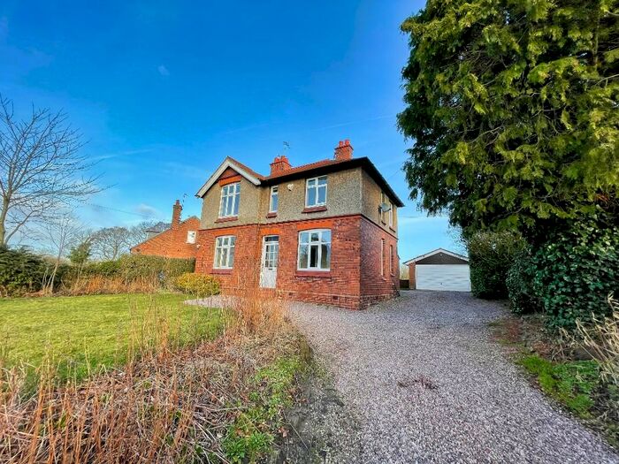 3 Bedroom Detached House To Rent In Milton Rough, CW8