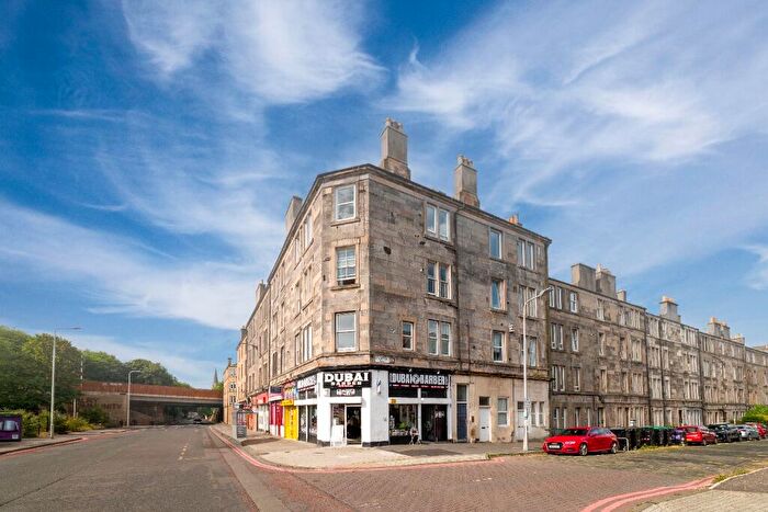 1 Bedroom Flat To Rent In Springwell Place, Dalry, Edinburgh, EH11