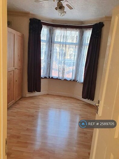3 Bedroom Terraced House To Rent In London, London, E6