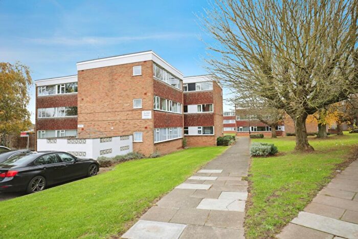 2 Bedroom Flat For Sale In Overdale Road, Coventry, West Midlands, CV5