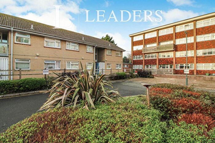 1 Bedroom Apartment To Rent In Sutherland Close, PO21