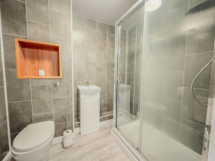 1 Bedroom Flat To Rent In Worsdell Drive, Gateshead, NE8