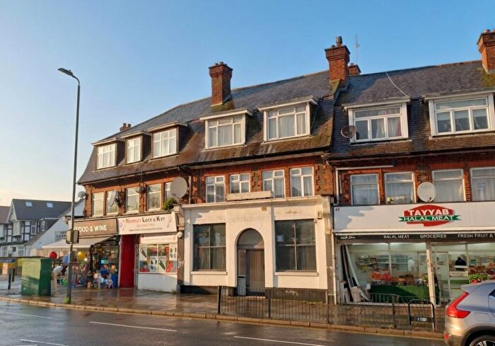 2 Bedroom Flat For Sale In A The Broadway, Wembley, Middlesex, HA9