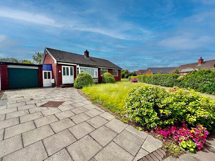 3 Bedroom Detached Bungalow To Rent In Armadale Road, Ladybridge, Bolton, Lancashire., BL3