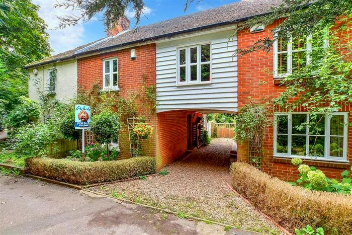 3 Bedroom Terraced House For Sale In Park Lane, Preston, Canterbury, Kent, CT3