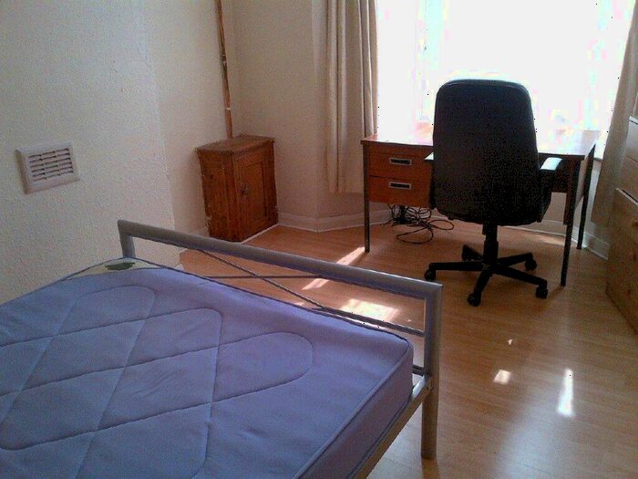 3 Bedroom Terraced House To Rent In Norman Street, Leicester, LE3