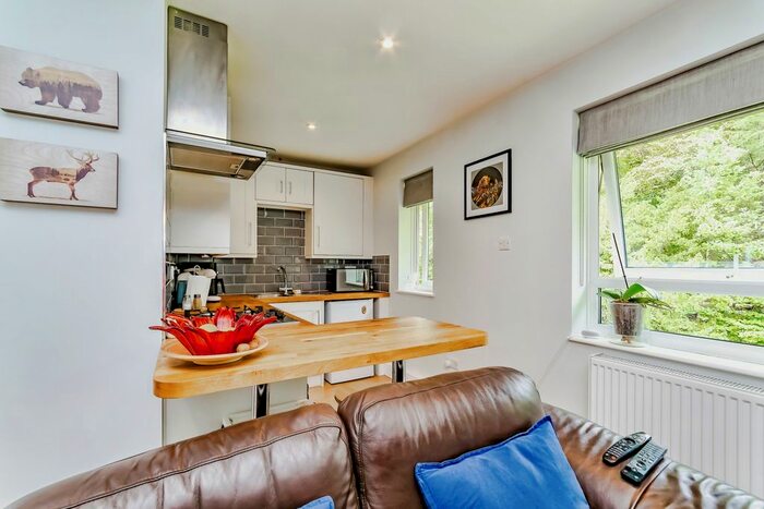 1 Bedroom Flat For Sale In Montana Close, South Croydon, CR2