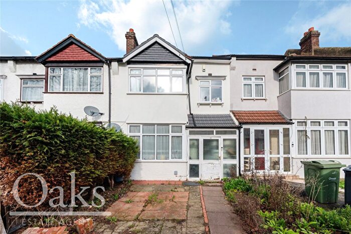 3 Bedroom Terraced House For Sale In Runnymede Crescent, Streatham Vale, SW16