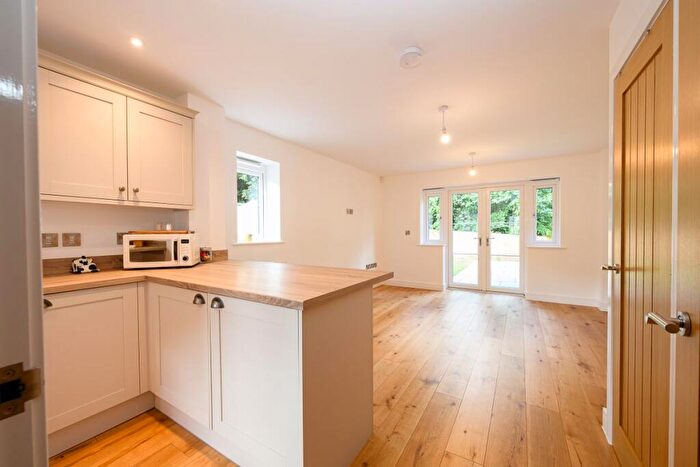 2 Bedroom Semi Detached House To Rent In Gilpin Way, HR9