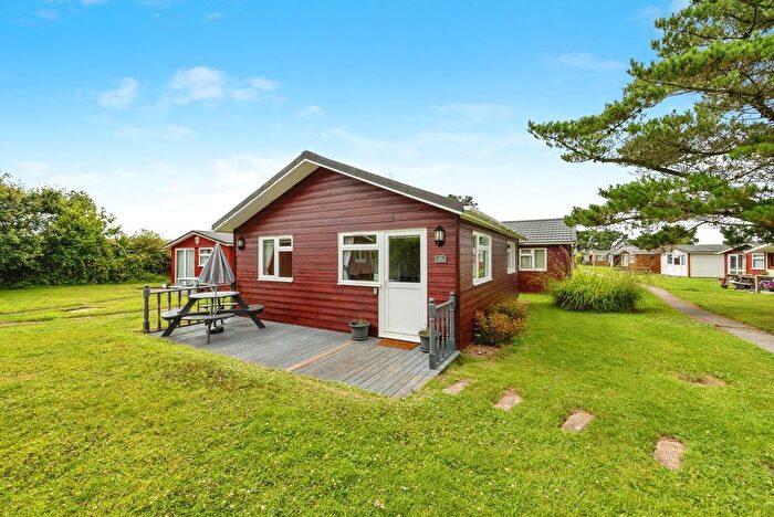 2 Bedroom Bungalow For Sale In Atlantic Bays, St Merryn, Padstow, PL28