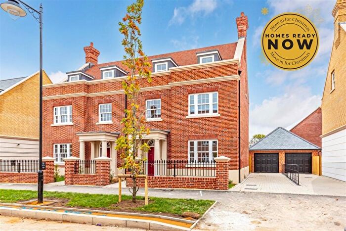 4 Bedroom Semi Detached House For Sale In Wimborne, BH21