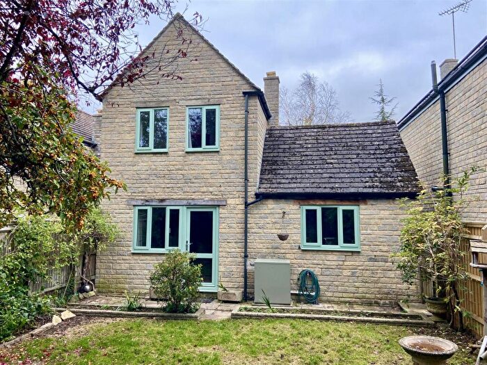 2 Bedroom Semi-Detached House For Sale In Orchard Ground, Fifield, OX7