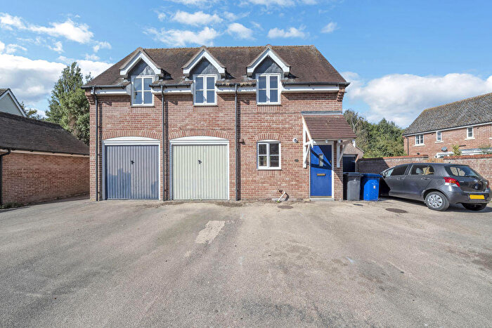 2 Bedroom Coach House For Sale In Myrtle Close, Bury St. Edmunds, IP33