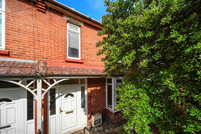 3 Bedroom Terraced House For Sale In Clarence Road, Chatham, Kent, ME4