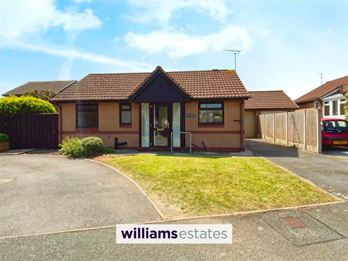 2 Bedroom Detached Bungalow For Sale In Maes Helyg Rhuddlan, LL18