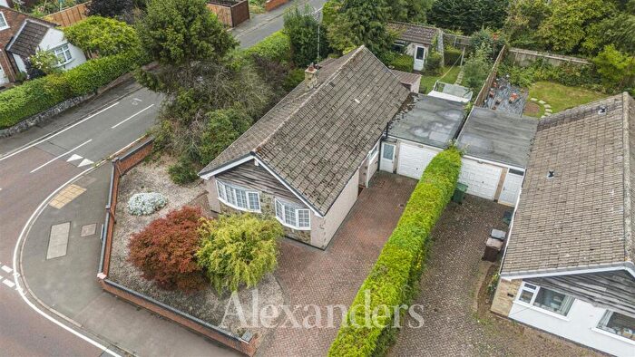 3 Bedroom Detached Bungalow For Sale In Valley Road, Loughborough, LE11