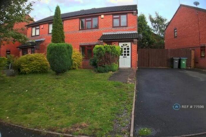 3 Bedroom Property To Rent In Caledonian Close, Walsall, WS5