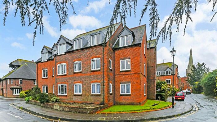 2 Bedroom Retirement Property For Sale In Chapel Street, Chichester, PO19