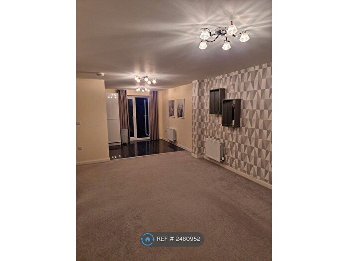 3 Bedroom Semi-Detached House To Rent In Swithins Lane, Patchway, Bristol, BS34