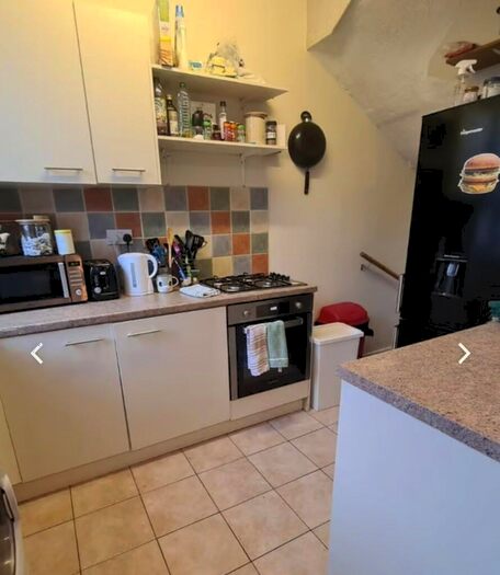 4 Bedroom Terraced House To Rent In Beechwood Walk, Leeds, West Yorkshire, LS4