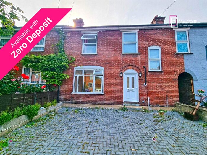 3 Bedroom House To Rent In Knight Avenue, Gillingham, ME7